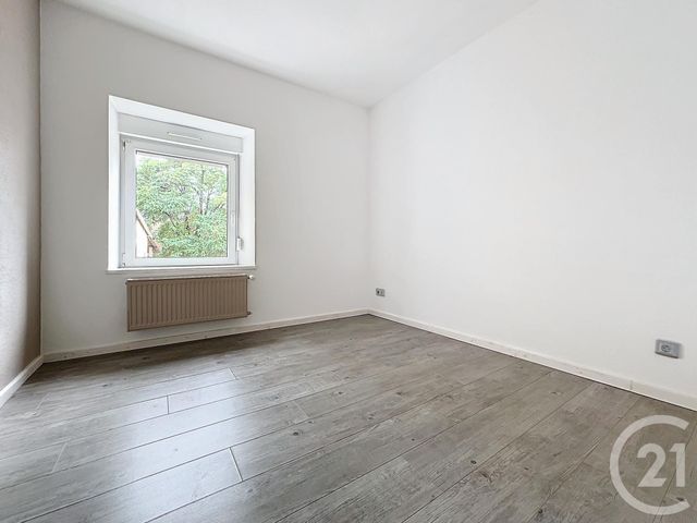 Appartement F5 &agrave; louer - 5 pi&egrave;ces - 88 m2 - Seloncourt - 25 - FRANCHE-COMTE