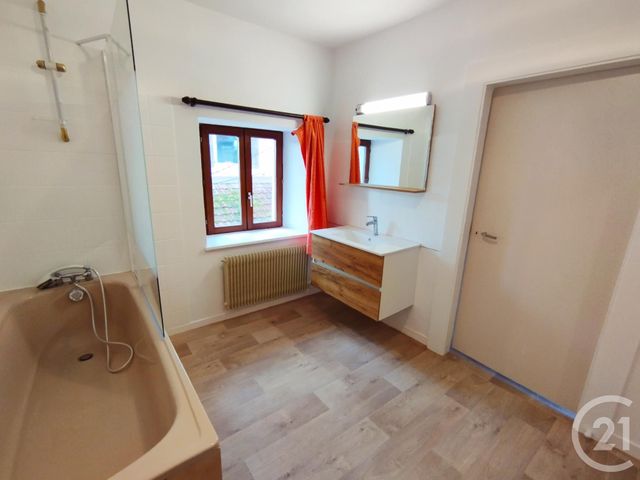 Appartement F4 &agrave; louer - 4 pi&egrave;ces - 87,59 m2 - Valentigney - 25 - FRANCHE-COMTE