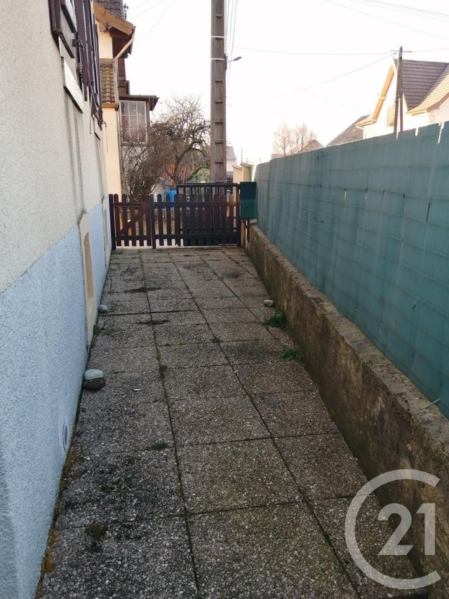 Appartement F4 &agrave; louer - 4 pi&egrave;ces - 87,59 m2 - Valentigney - 25 - FRANCHE-COMTE