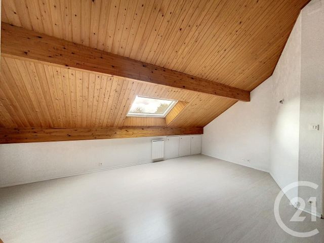 Appartement Duplex &agrave; louer - 7 pi&egrave;ces - 141 m2 - Audincourt - 25 - FRANCHE-COMTE