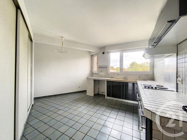 Appartement Duplex &agrave; louer - 7 pi&egrave;ces - 141 m2 - Audincourt - 25 - FRANCHE-COMTE