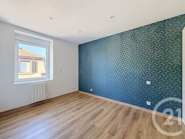 Appartement F2 &agrave; louer - 2 pi&egrave;ces - 40 m2 - Seloncourt - 25 - FRANCHE-COMTE