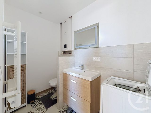 Appartement F2 &agrave; louer - 2 pi&egrave;ces - 40 m2 - Seloncourt - 25 - FRANCHE-COMTE