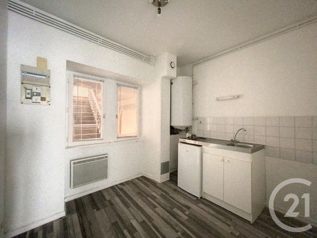 Appartement F1 &agrave; louer - 1 pi&egrave;ce - 25,48 m2 - Montbeliard - 25 - FRANCHE-COMTE