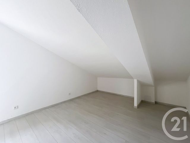 Appartement F3 &agrave; louer - 3 pi&egrave;ces - 67,15 m2 - Montbeliard - 25 - FRANCHE-COMTE