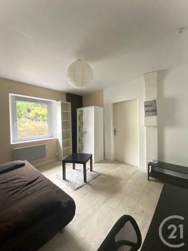 Appartement F1 &agrave; louer - 1 pi&egrave;ce - 22 m2 - Montbeliard - 25 - FRANCHE-COMTE