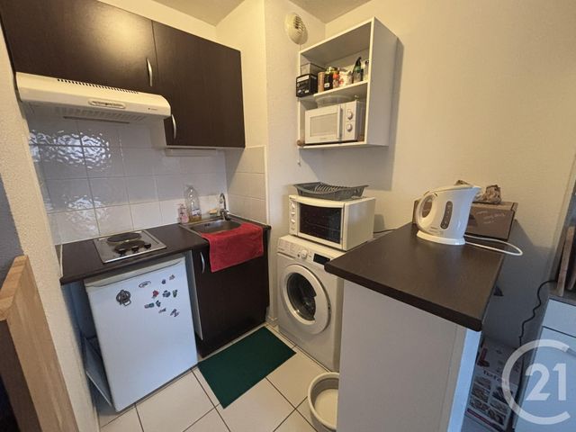 Appartement F2 &agrave; louer - 2 pi&egrave;ces - 35,98 m2 - Mourenx - 64 - AQUITAINE