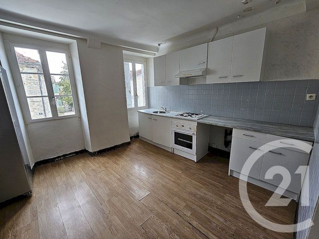 immeuble - SAUVETERRE DE BEARN - 64