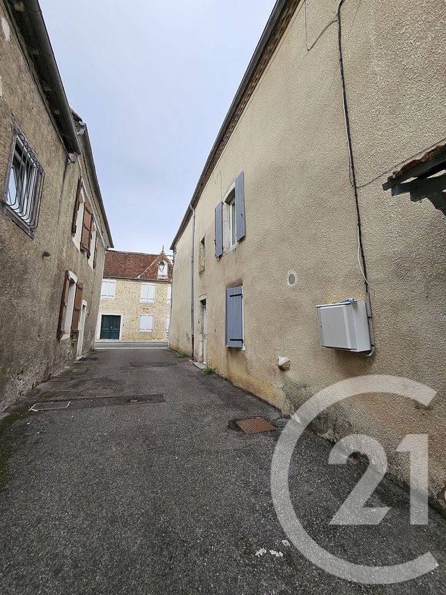 Immeuble &agrave; vendre - 225 m2 - Sauveterre De Bearn - 64 - AQUITAINE