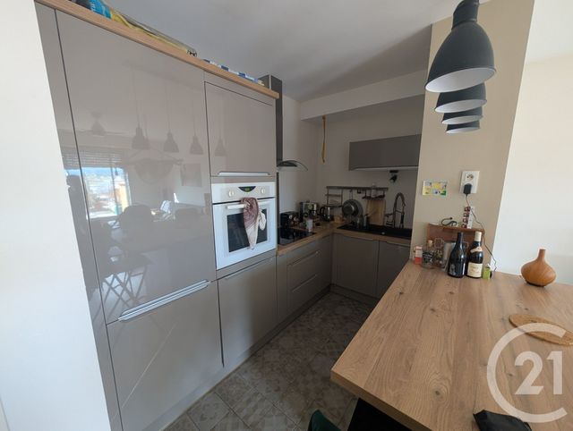 Appartement F3 &agrave; louer - 3 pi&egrave;ces - 57,25 m2 - Pau - 64 - AQUITAINE