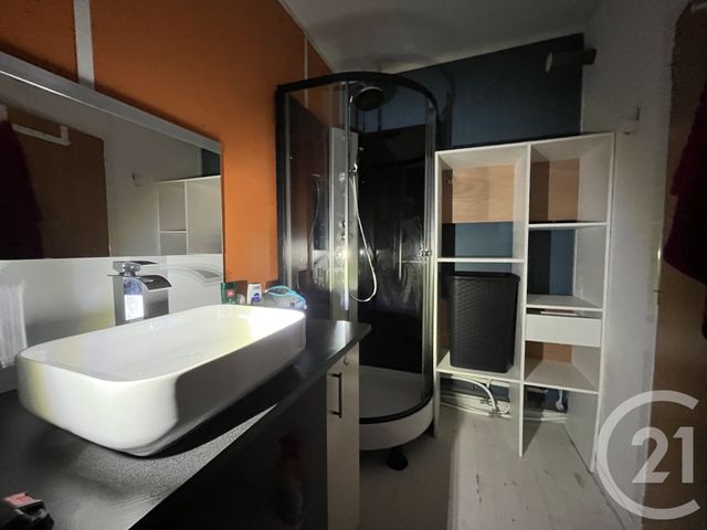 Appartement F2 &agrave; louer - 2 pi&egrave;ces - 62,28 m2 - Orthez - 64 - AQUITAINE