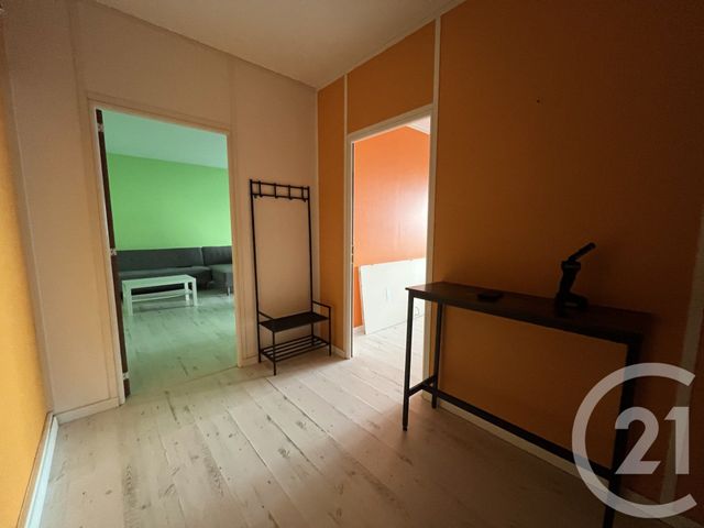 Appartement F2 &agrave; louer - 2 pi&egrave;ces - 62,28 m2 - Orthez - 64 - AQUITAINE