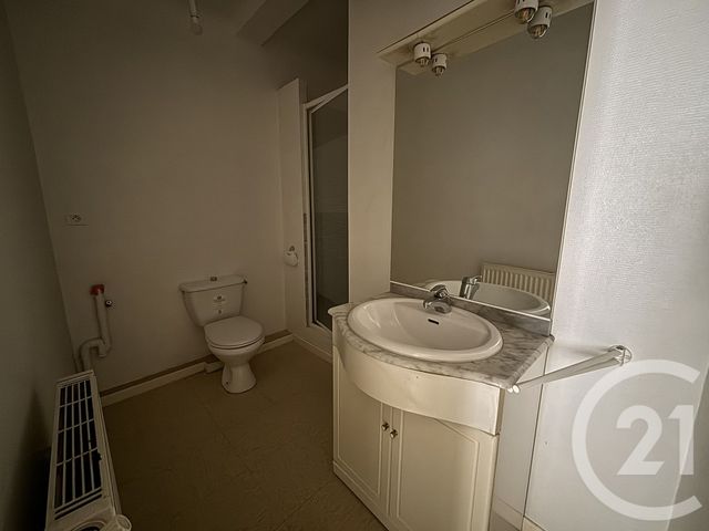 Appartement F2 &agrave; louer - 2 pi&egrave;ces - 34,25 m2 - Orthez - 64 - AQUITAINE