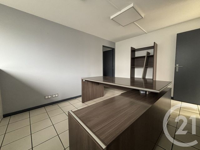 Divers &agrave; louer - 13,45 m2 - Orthez - 64 - AQUITAINE