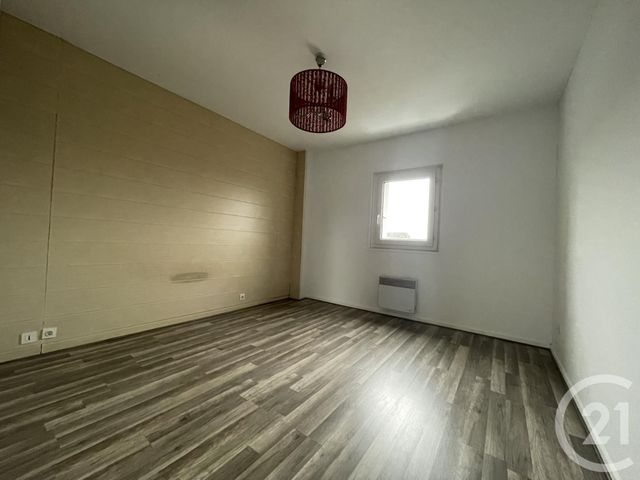 Appartement F3 à louer - 3 pièces - 80,46 m2 - Orthez - 64 - AQUITAINE