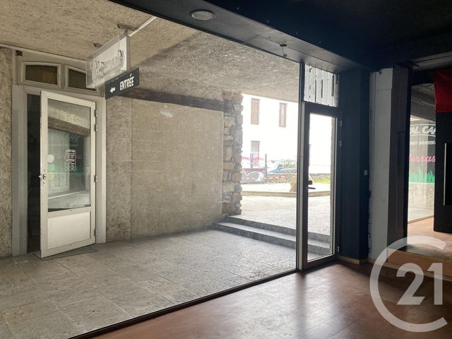 Local commercial à louer - 70.0 m2 - 64 - Pyrenees-Atlantiques