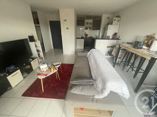 Appartement F3 &agrave; louer - 3 pi&egrave;ces - 55,99 m2 - Mourenx - 64 - AQUITAINE