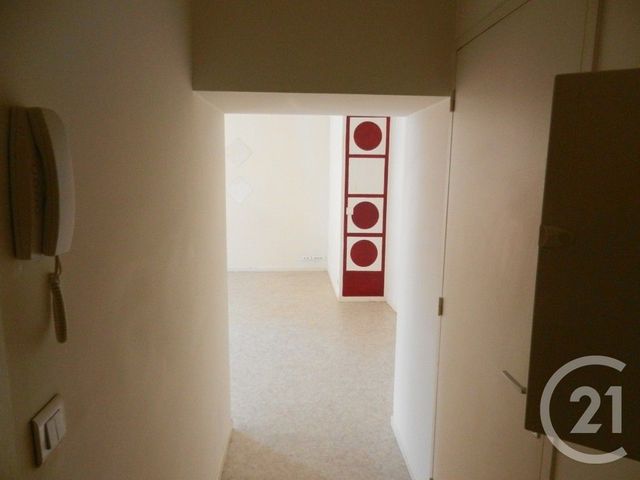 Appartement F2 &agrave; louer - 2 pi&egrave;ces - 51,12 m2 - Orthez - 64 - AQUITAINE