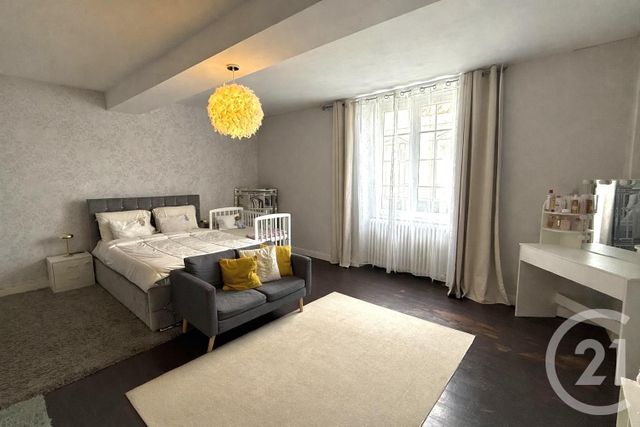 Appartement Triplex &agrave; vendre - 5 pi&egrave;ces - 160,80 m2 - Orthez - 64 - AQUITAINE