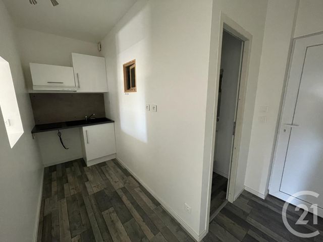 Appartement F1 &agrave; louer - 1 pi&egrave;ce - 26,68 m2 - Orthez - 64 - AQUITAINE