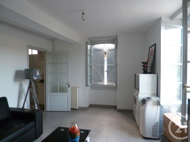 Maison &agrave; louer - 4 pi&egrave;ces - 120,37 m2 - Orthez - 64 - AQUITAINE