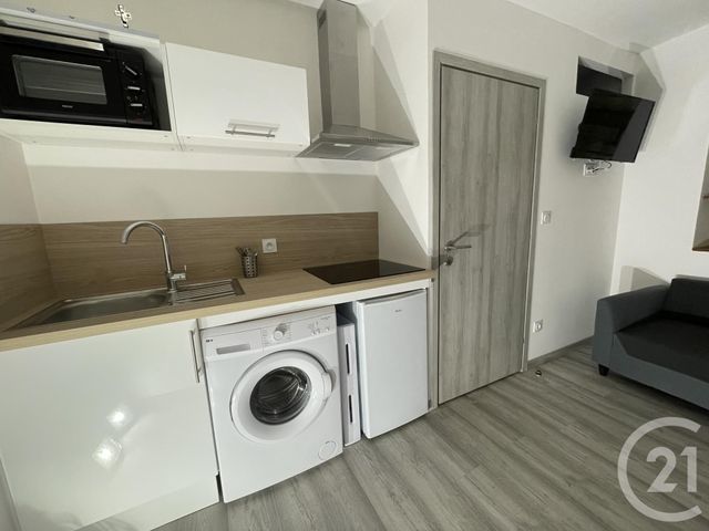 Appartement F1 &agrave; louer - 1 pi&egrave;ce - 17,52 m2 - Orthez - 64 - AQUITAINE