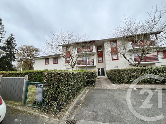 Appartement F2 &agrave; louer - 2 pi&egrave;ces - 50,95 m2 - Mourenx - 64 - AQUITAINE