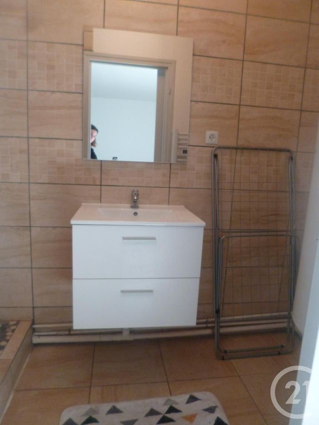 Appartement F2 &agrave; louer - 2 pi&egrave;ces - 54,43 m2 - Orthez - 64 - AQUITAINE