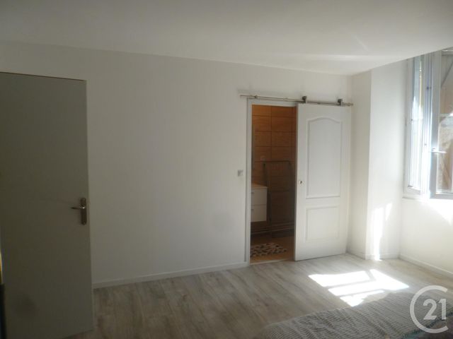 Appartement F2 &agrave; louer - 2 pi&egrave;ces - 54,43 m2 - Orthez - 64 - AQUITAINE