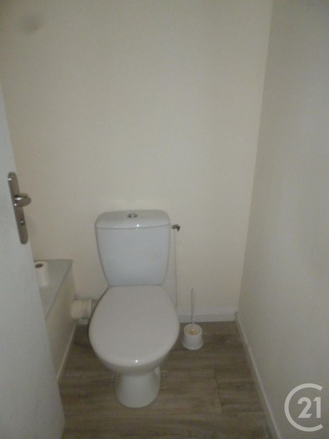 Appartement F2 &agrave; louer - 2 pi&egrave;ces - 54,43 m2 - Orthez - 64 - AQUITAINE