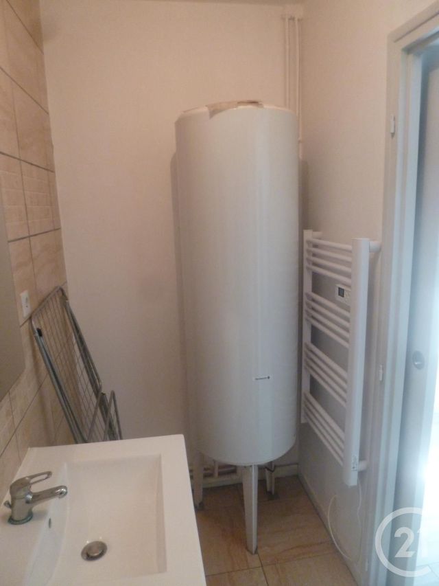 Appartement F2 &agrave; louer - 2 pi&egrave;ces - 54,43 m2 - Orthez - 64 - AQUITAINE