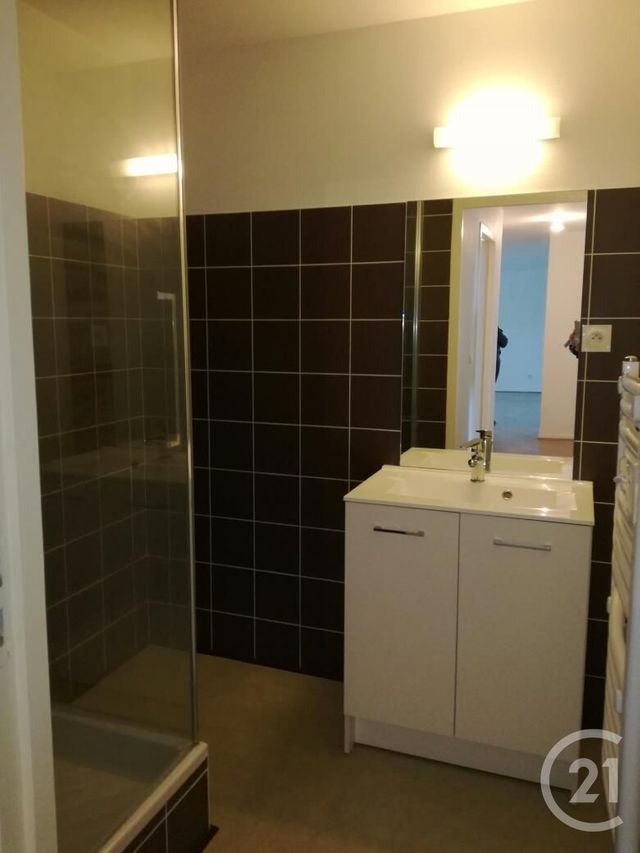 Appartement F3 &agrave; louer - 3 pi&egrave;ces - 75,22 m2 - Orthez - 64 - AQUITAINE