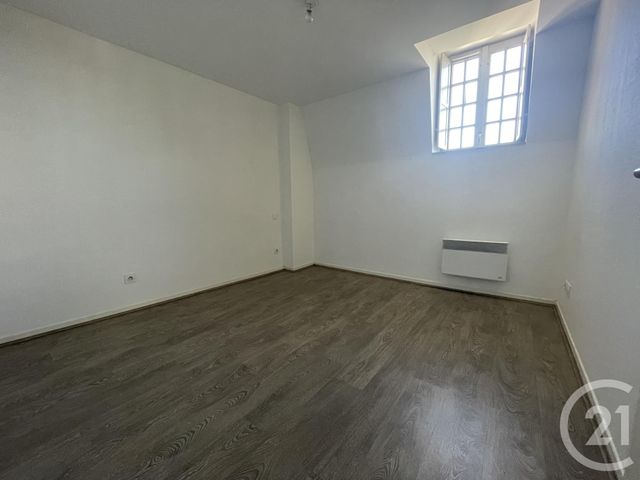 Appartement F3 &agrave; louer - 3 pi&egrave;ces - 75,22 m2 - Orthez - 64 - AQUITAINE