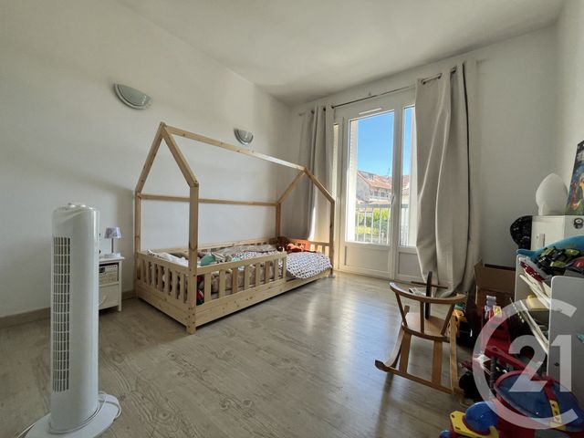 Appartement F3 &agrave; louer - 3 pi&egrave;ces - 70,19 m2 - Orthez - 64 - AQUITAINE