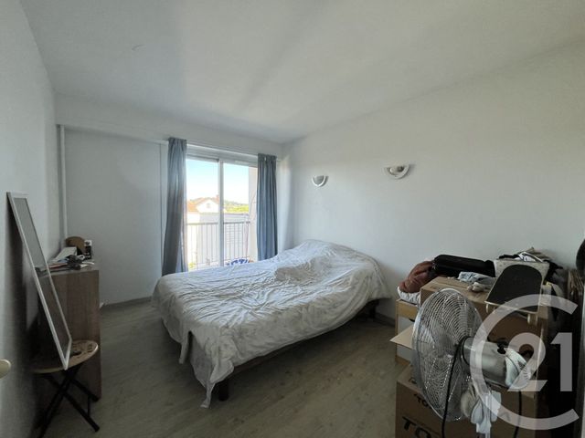 Appartement F3 &agrave; louer - 3 pi&egrave;ces - 70,19 m2 - Orthez - 64 - AQUITAINE