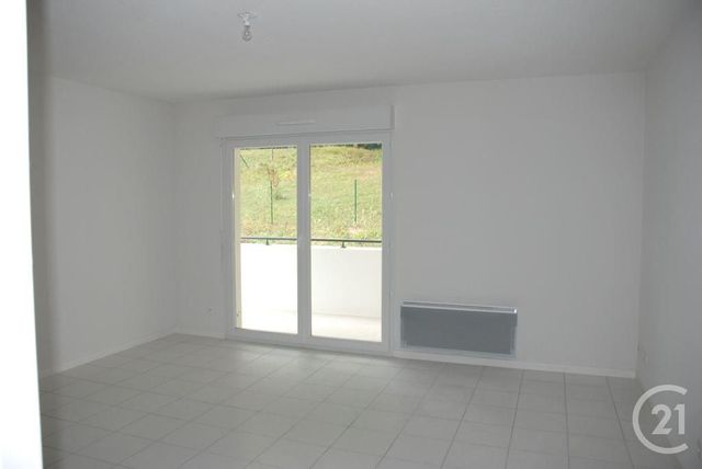 Appartement F2 &agrave; louer - 2 pi&egrave;ces - 36,02 m2 - Mourenx - 64 - AQUITAINE