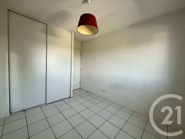 Appartement &agrave; louer - 2 pi&egrave;ces - 35 m2 - Mourenx - 64 - AQUITAINE