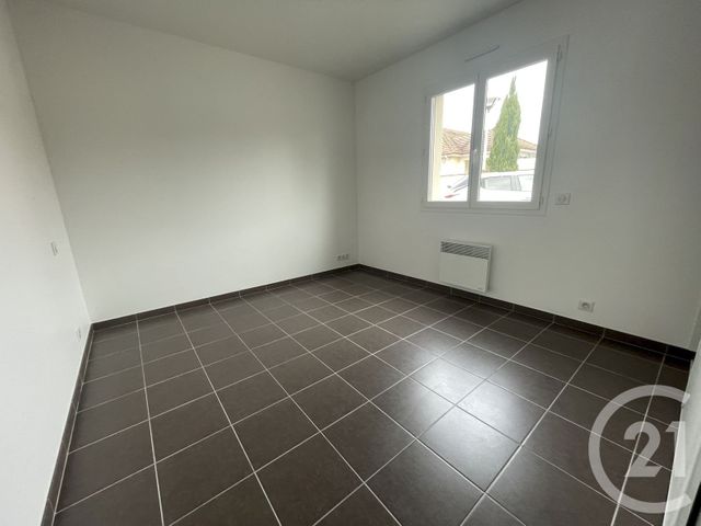 Maison &agrave; louer - 4 pi&egrave;ces - 89 m2 - Mont - 64 - AQUITAINE