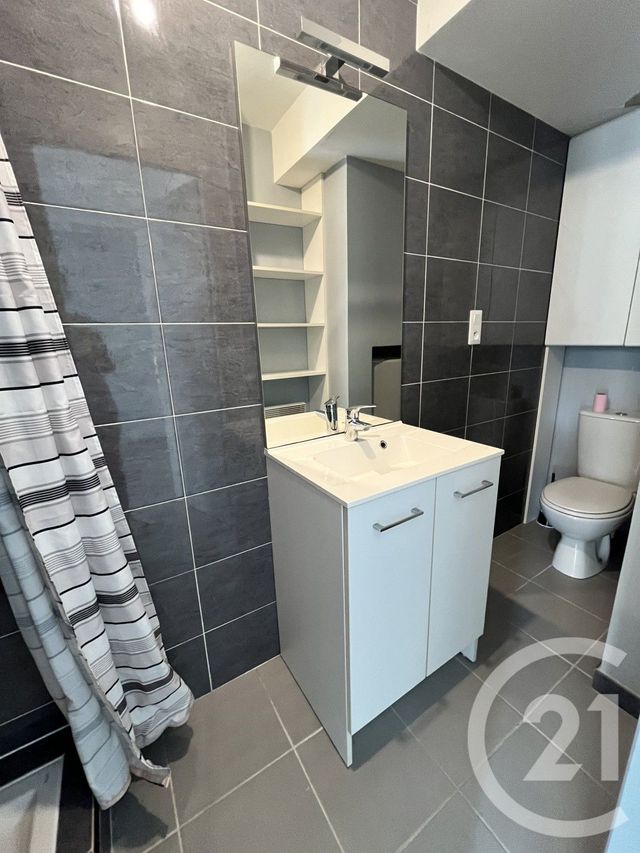Appartement F1 &agrave; louer - 1 pi&egrave;ce - 20,40 m2 - Orthez - 64 - AQUITAINE