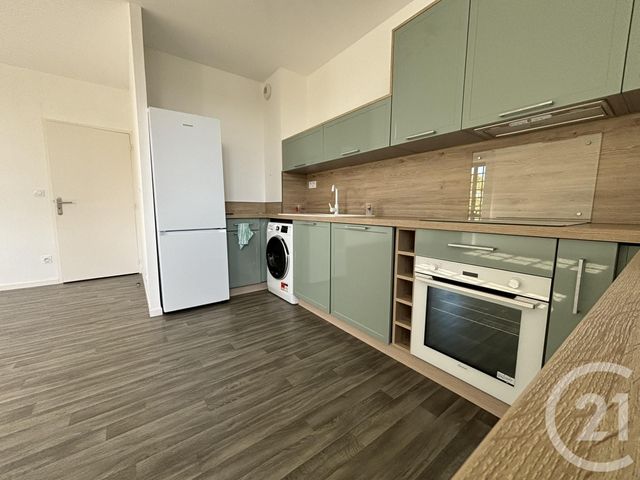 Appartement F3 &agrave; louer - 3 pi&egrave;ces - 67,21 m2 - Orthez - 64 - AQUITAINE