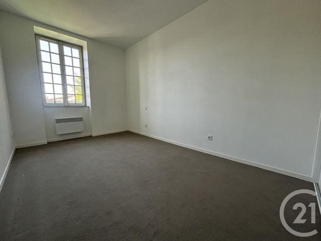 Appartement F3 &agrave; louer - 3 pi&egrave;ces - 67,21 m2 - Orthez - 64 - AQUITAINE