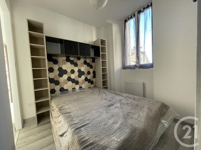 Appartement F1 &agrave; louer - 1 pi&egrave;ce - 17,52 m2 - Orthez - 64 - AQUITAINE