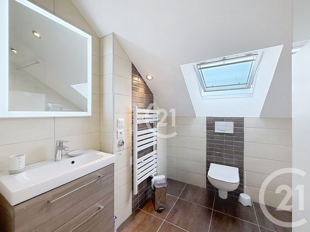 Appartement T3 &agrave; vendre - 4 pi&egrave;ces - 75 m2 - Belfort - 90 - FRANCHE-COMTE