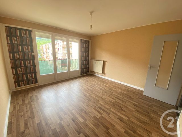 Appartement F3 à louer - 3 pièces - 63,93 m2 - Belfort - 90 - FRANCHE-COMTE