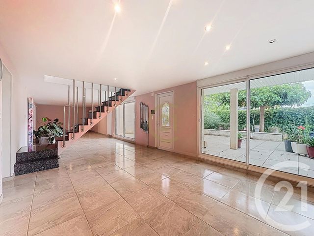 Maison à vendre - 7 pièces - 230 m2 - Bavilliers - 90 - FRANCHE-COMTE