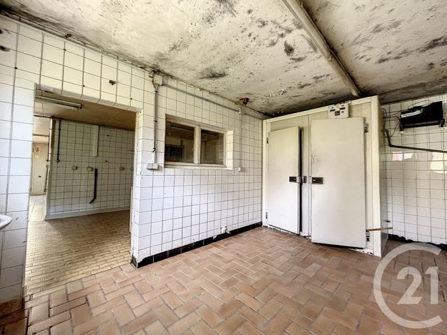 Appartement Local à louer - 3 pièces - 119,70 m2 - Belfort - 90 - FRANCHE-COMTE