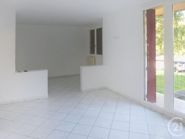 Appartement F4 à vendre - 4 pièces - 66,50 m2 - Belfort - 90 - FRANCHE-COMTE