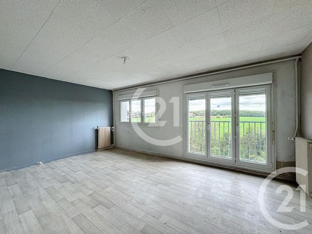 Appartement T5 à vendre - 5 pièces - 87,50 m2 - Bethoncourt - 25 - FRANCHE-COMTE
