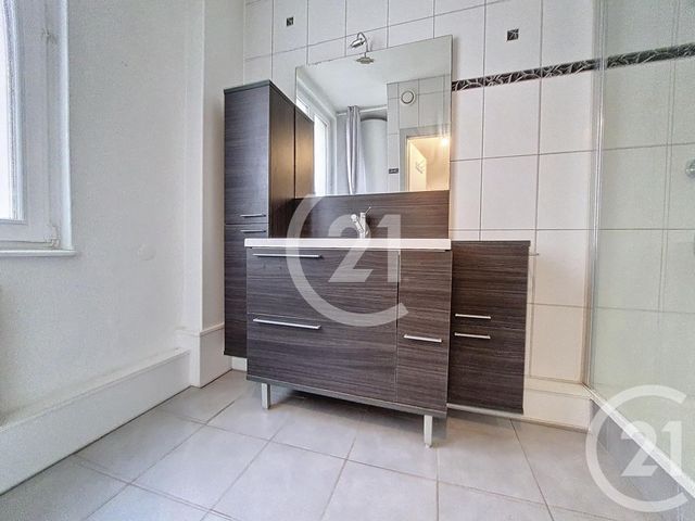 Appartement F3 à vendre - 3 pièces - 71,72 m2 - Belfort - 90 - FRANCHE-COMTE