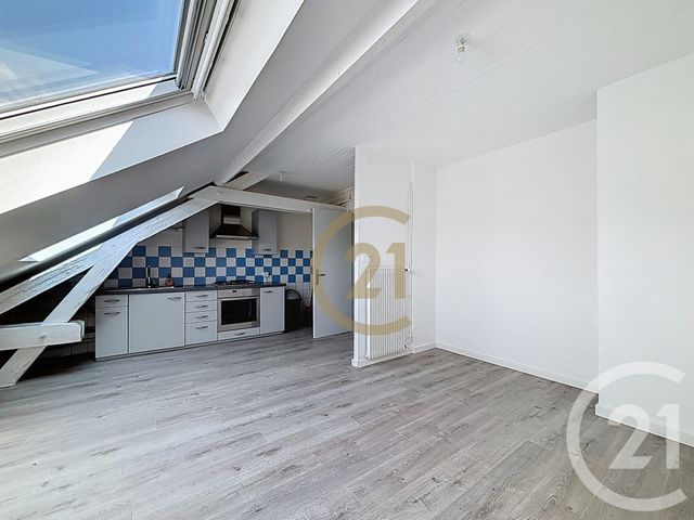 Appartement F2 &agrave; louer - 2 pi&egrave;ces - 39,50 m2 - Cravanche - 90 - FRANCHE-COMTE